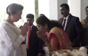 Princess Anne visits Jaffna,Public greet the Royal visitor